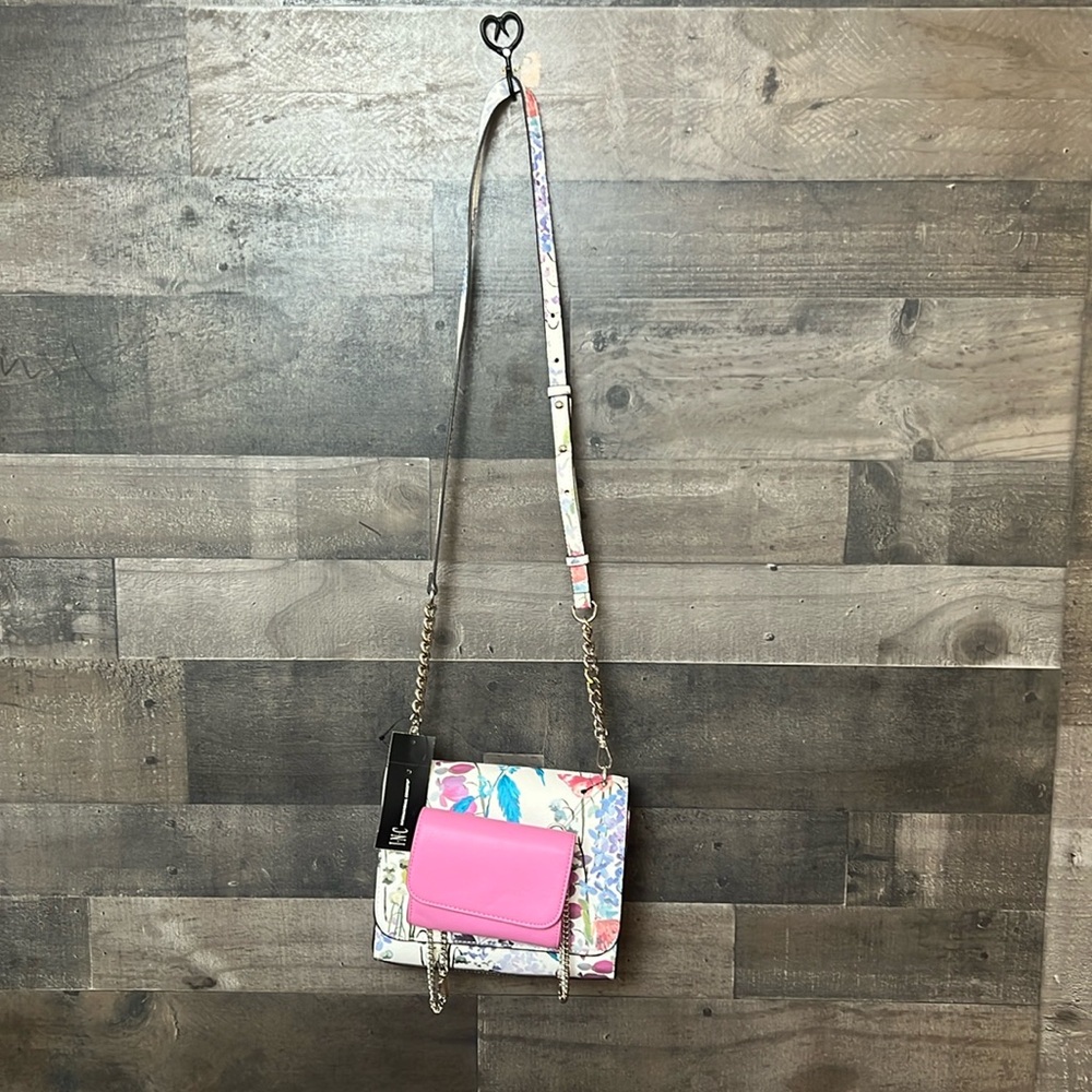 New 2 Piece INC Garden Floral Purses